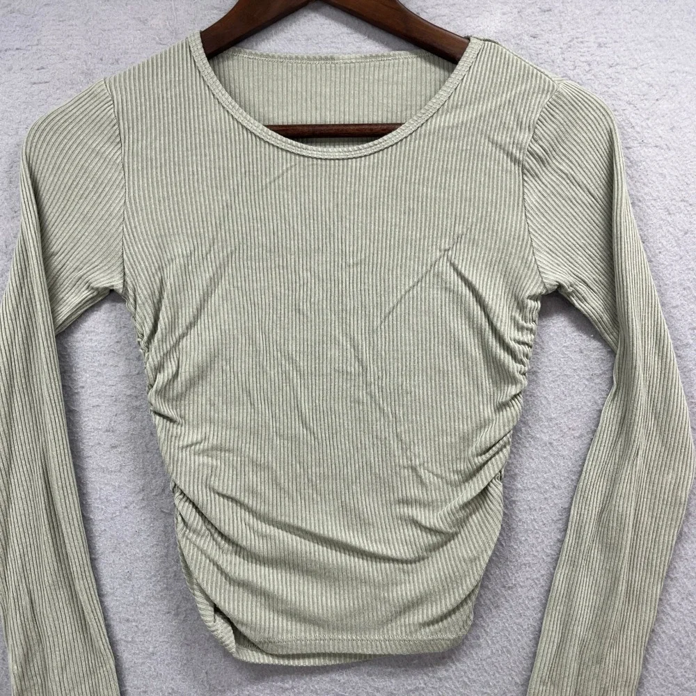 Alo Yoga Crop Top Womens 17.5x12.5 Sage Green Ribbed Athleisure Long Sleeve
